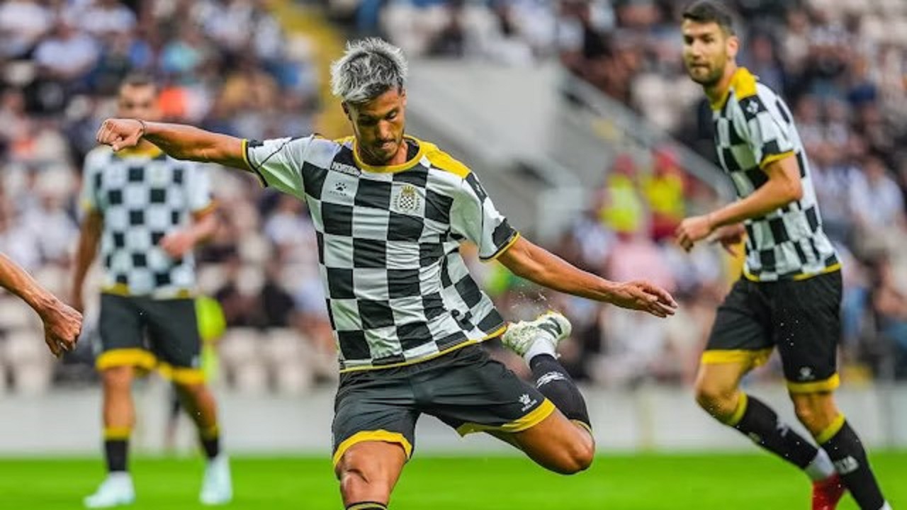 Susunan Pemain Mengejutkan! Boavista vs Casa Pia - Kaltimtuntas